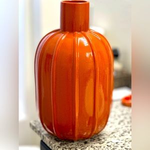 Global Views Vase made in Portugal